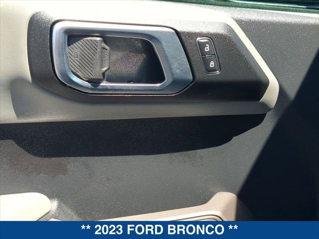 Used 2023 Ford Bronco Badlands AWD/4WD image 11