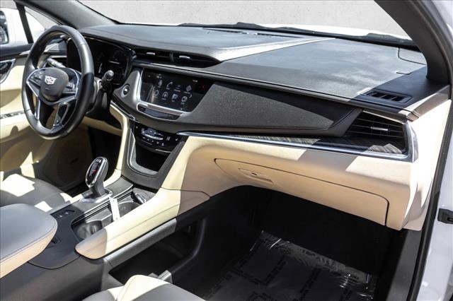 Used 2019 Cadillac XT5 AWD image 23