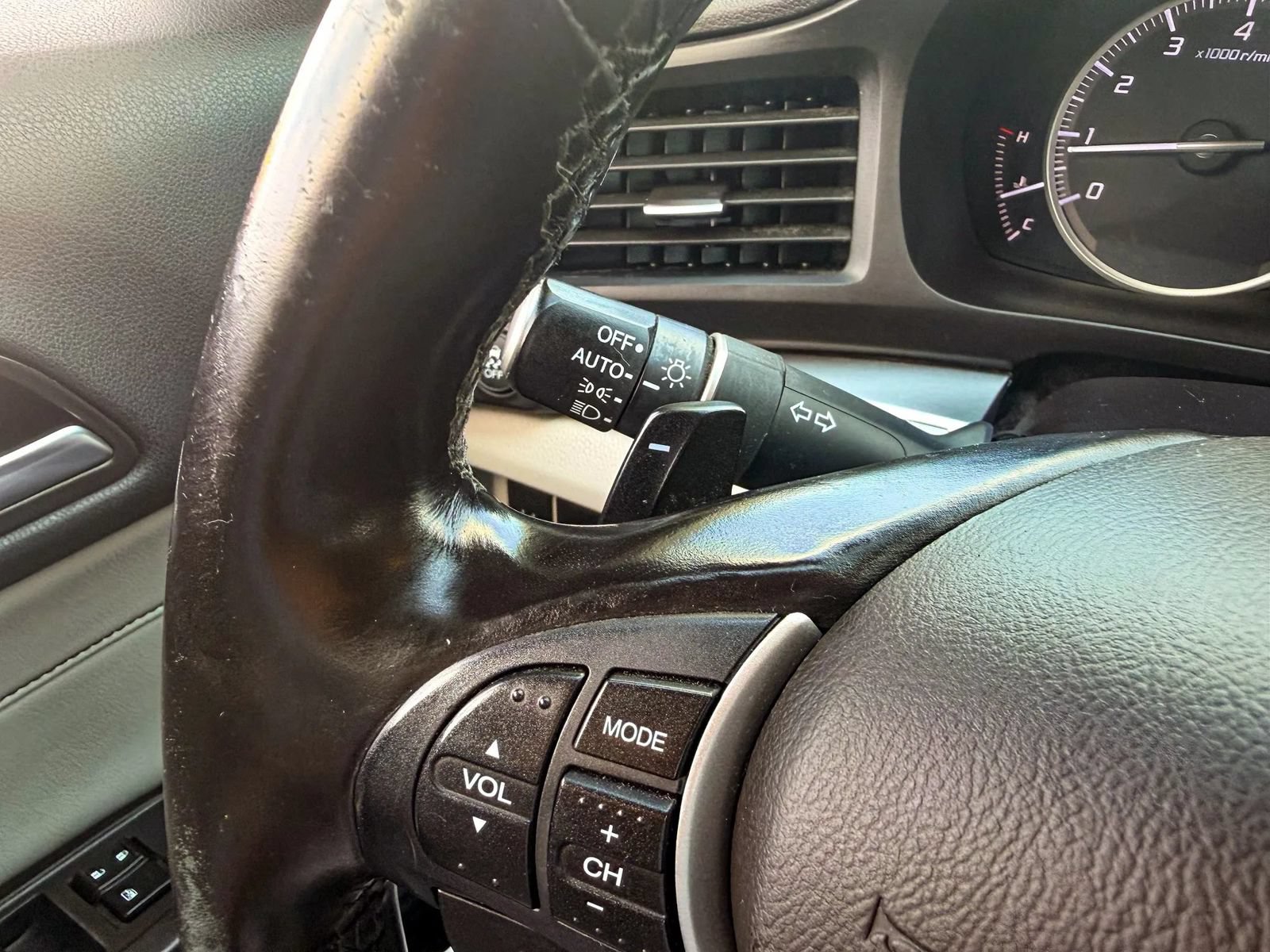 Used 2020 Acura ILX FWD image 38