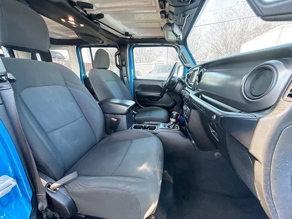 Used 2022 Jeep Wrangler Unlimited Sport image 31
