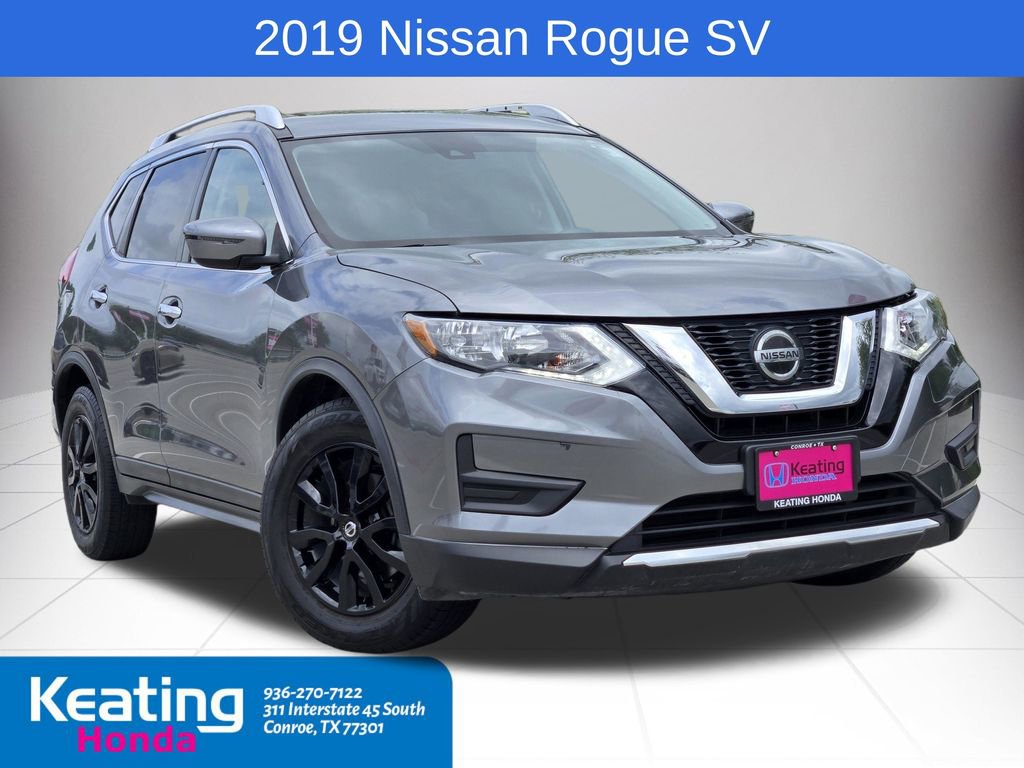Used 2019 Nissan Rogue SV image 1