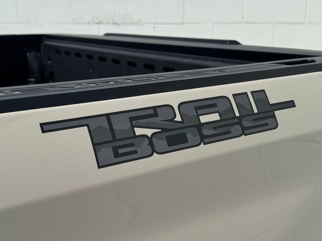 New 2026 Chevrolet Silverado 1500 Custom Trail Boss w/ Dark Appearance Package AWD/4WD image 8