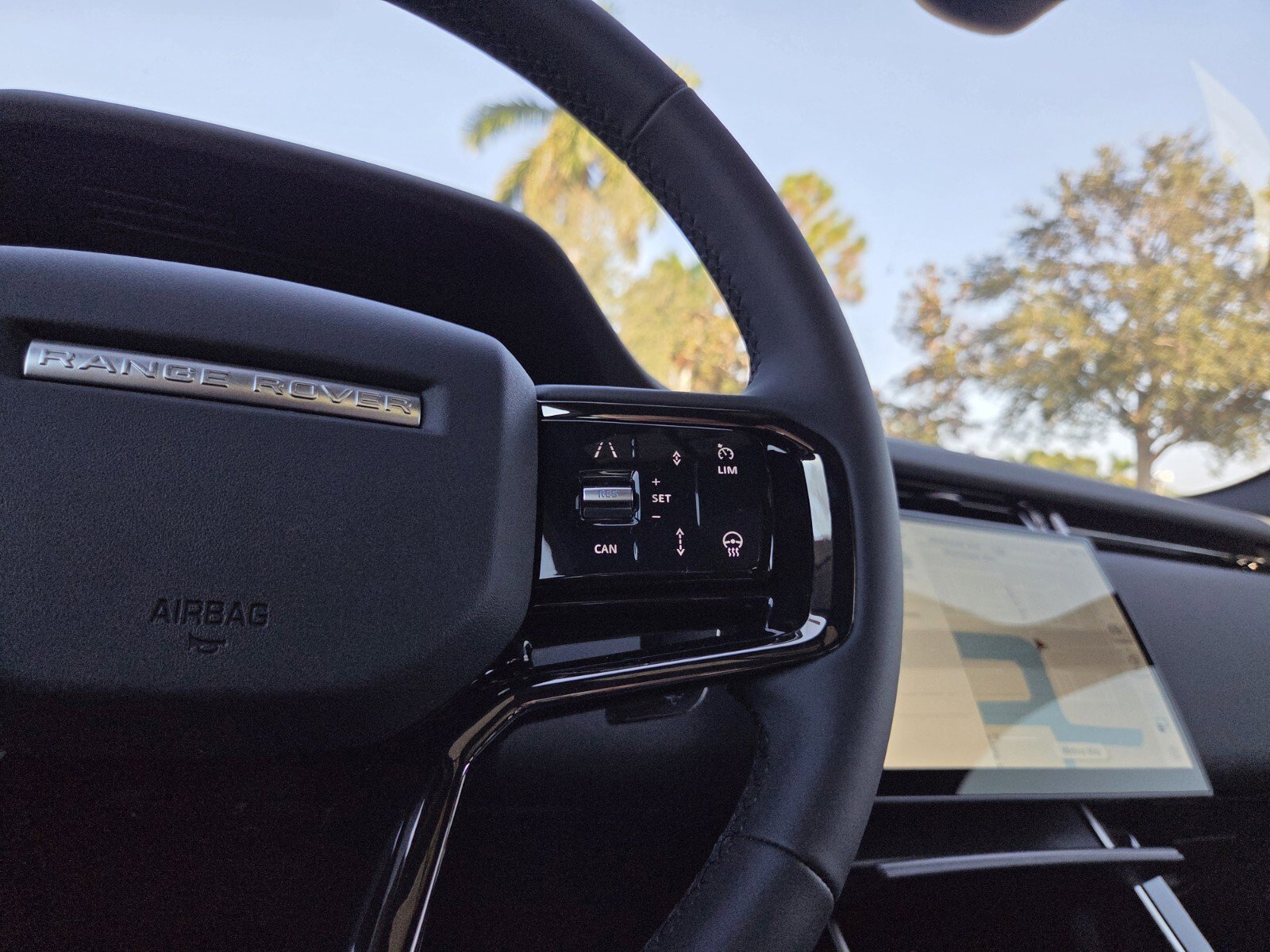 New 2026 Land Rover Range Rover Evoque S image 11