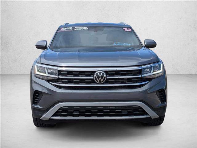 Used 2022 Volkswagen Atlas Cross Sport SE w/ Black Wheel Package AWD/4WD image 2
