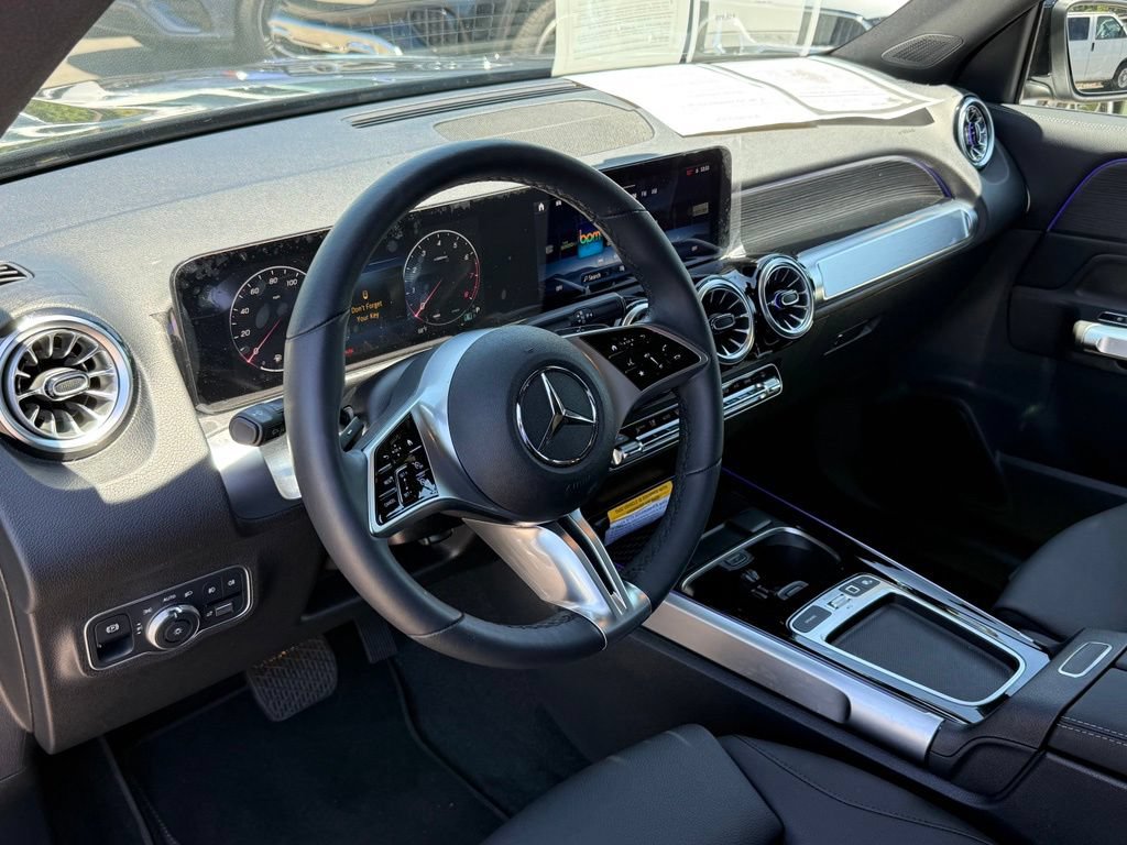 Certified 2026 Mercedes-Benz GLB 250 4MATIC image 19