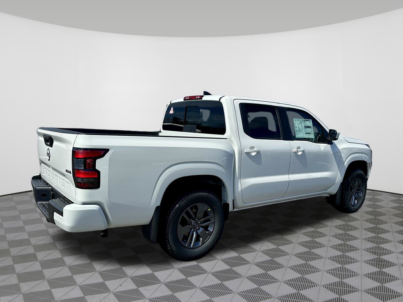 New 2026 Nissan Frontier SV AWD/4WD image 7