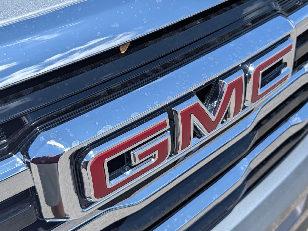 New 2027 GMC Terrain Elevation w/ Elevation Premium Package FWD image 33