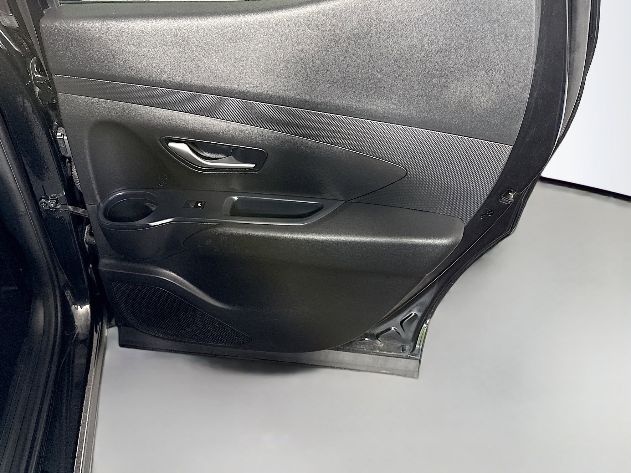 Used 2025 Hyundai Santa Cruz SE image 28