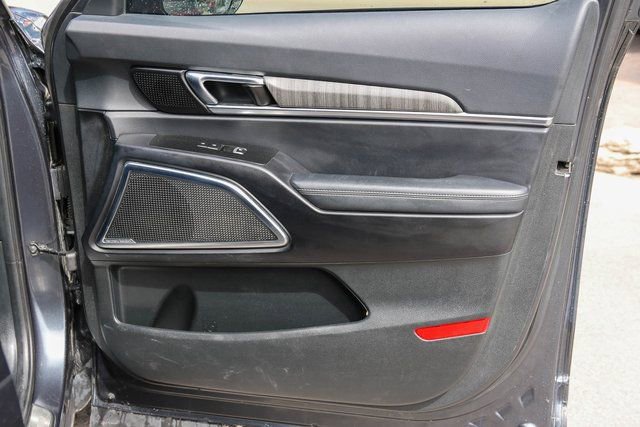 Used 2024 Kia Telluride SX Prestige image 18