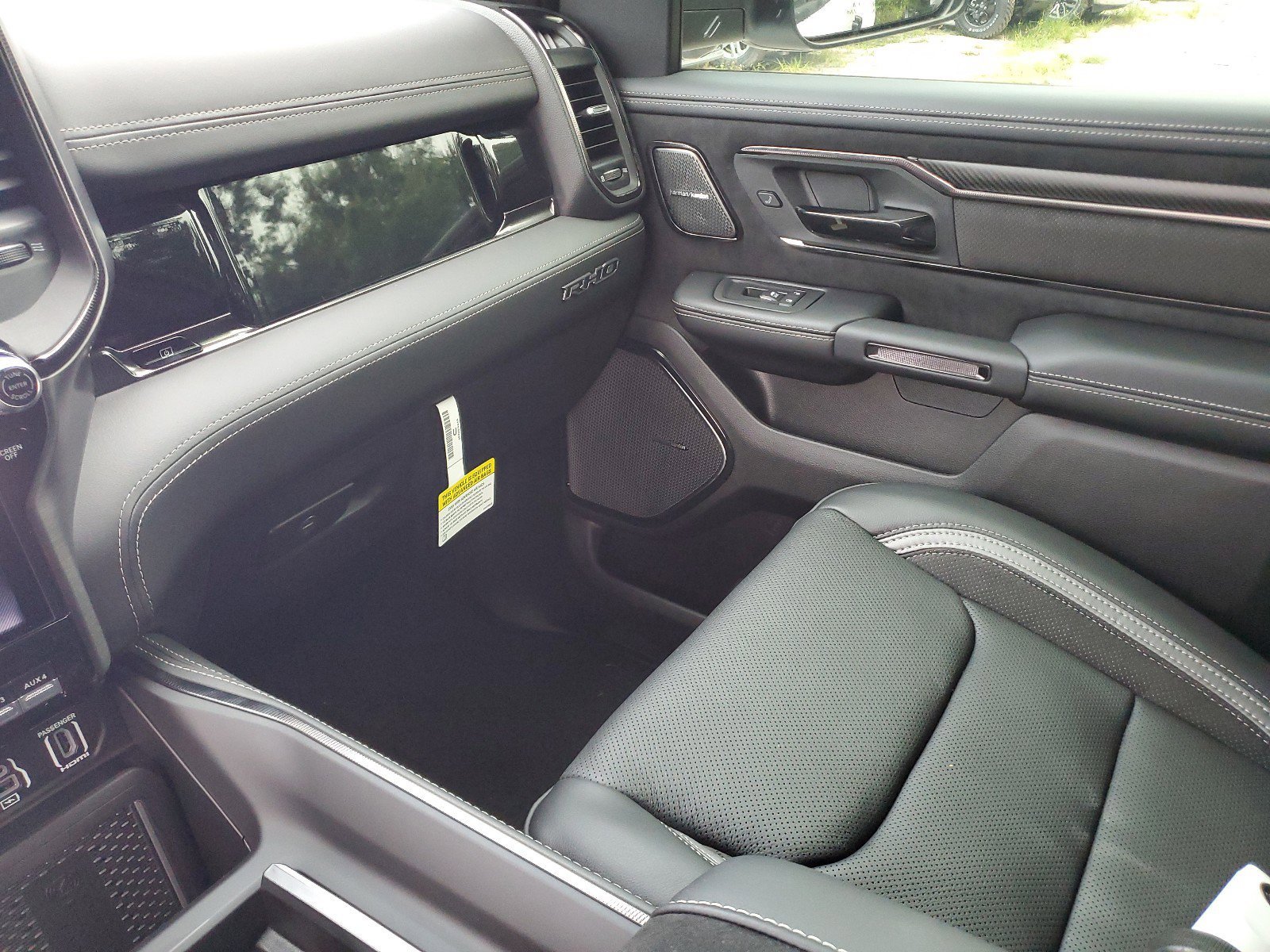 New 2026 RAM 1500 RHO image 25
