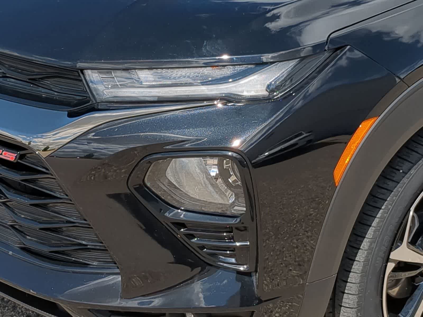 Used 2022 Chevrolet TrailBlazer RS FWD image 11