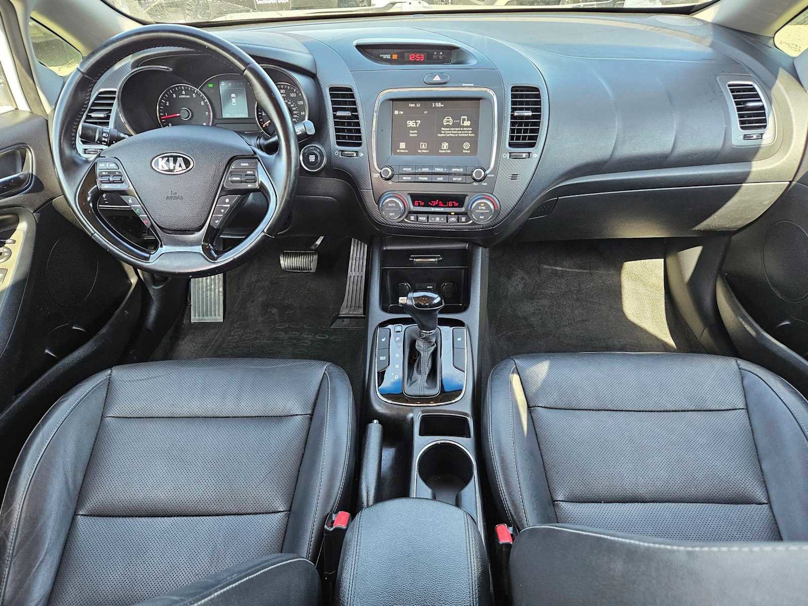 Used 2017 Kia Forte EX image 15