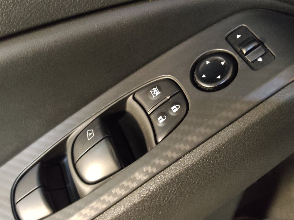 Used 2024 Nissan Altima 2.5 SV image 27