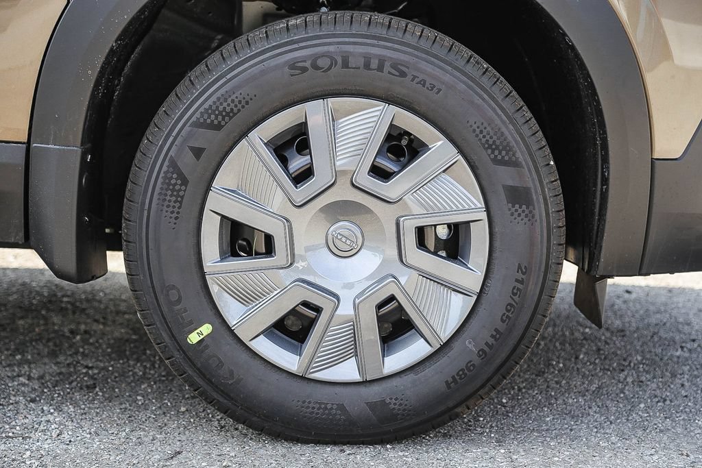 New 2026 Nissan Kicks S FWD image 11