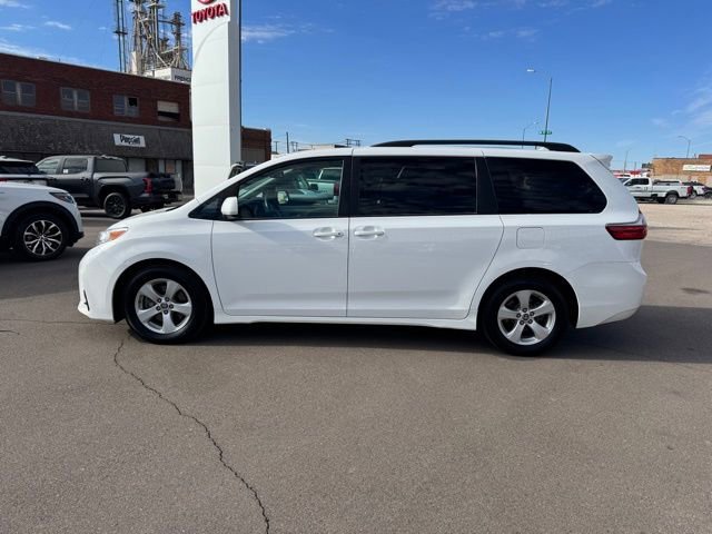 Used 2020 Toyota Sienna LE FWD image 6