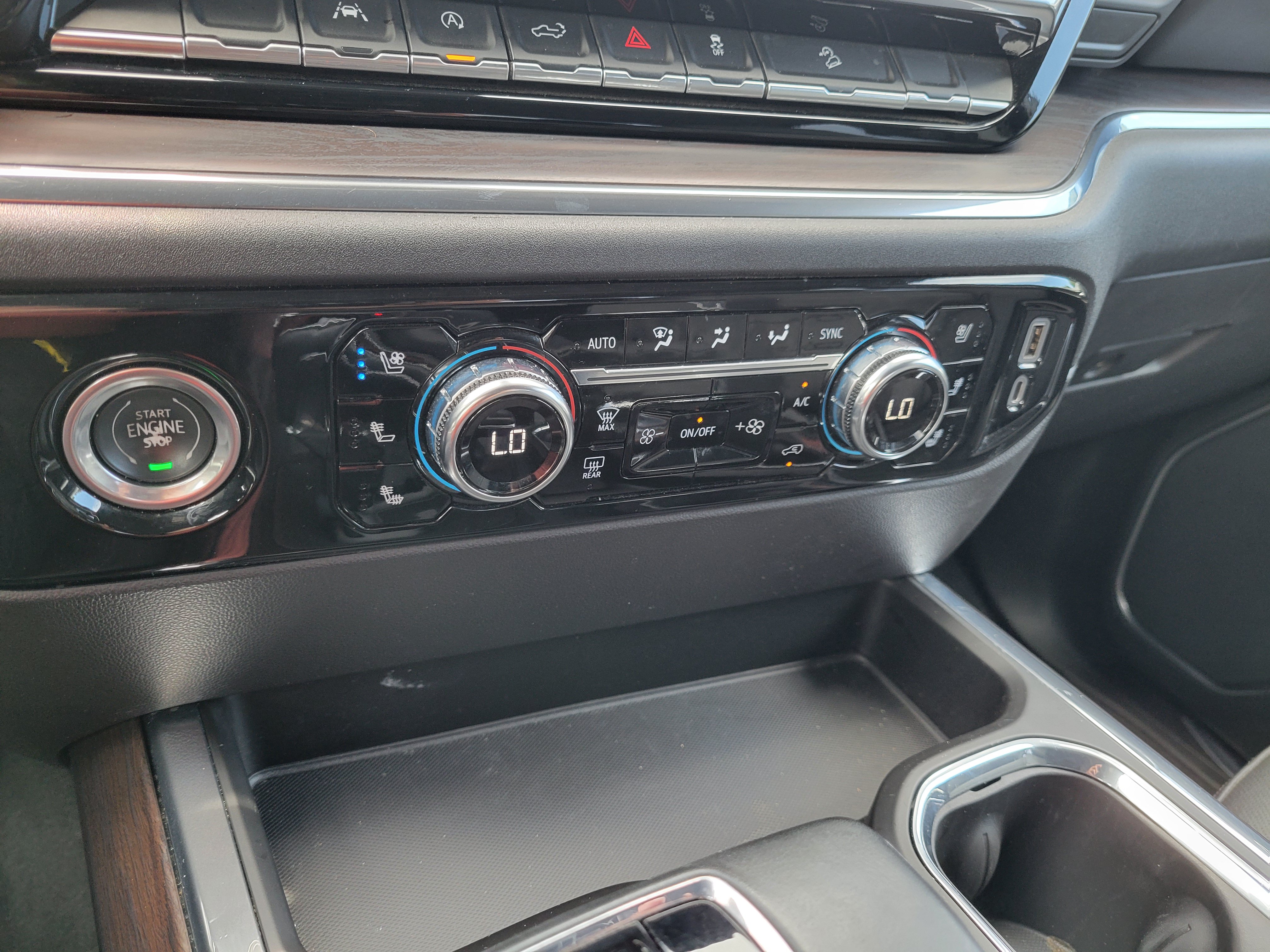 Certified 2023 GMC Sierra 1500 SLT w/ SLT Premium Package AWD/4WD image 26
