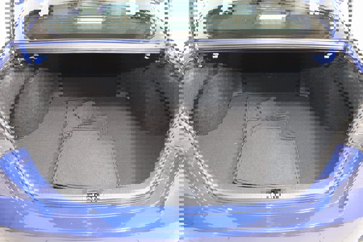 Used 2025 Toyota Camry SE image 47