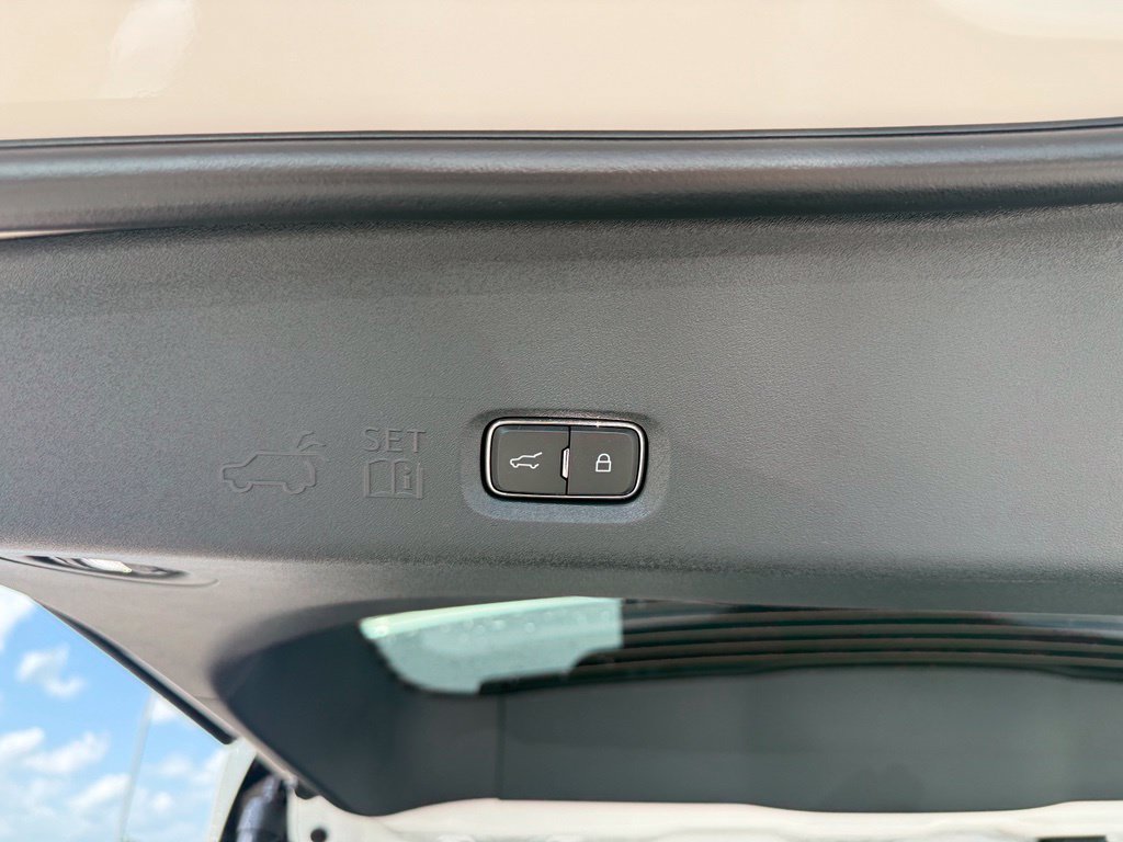 New 2027 Ford Expedition Active RWD image 37