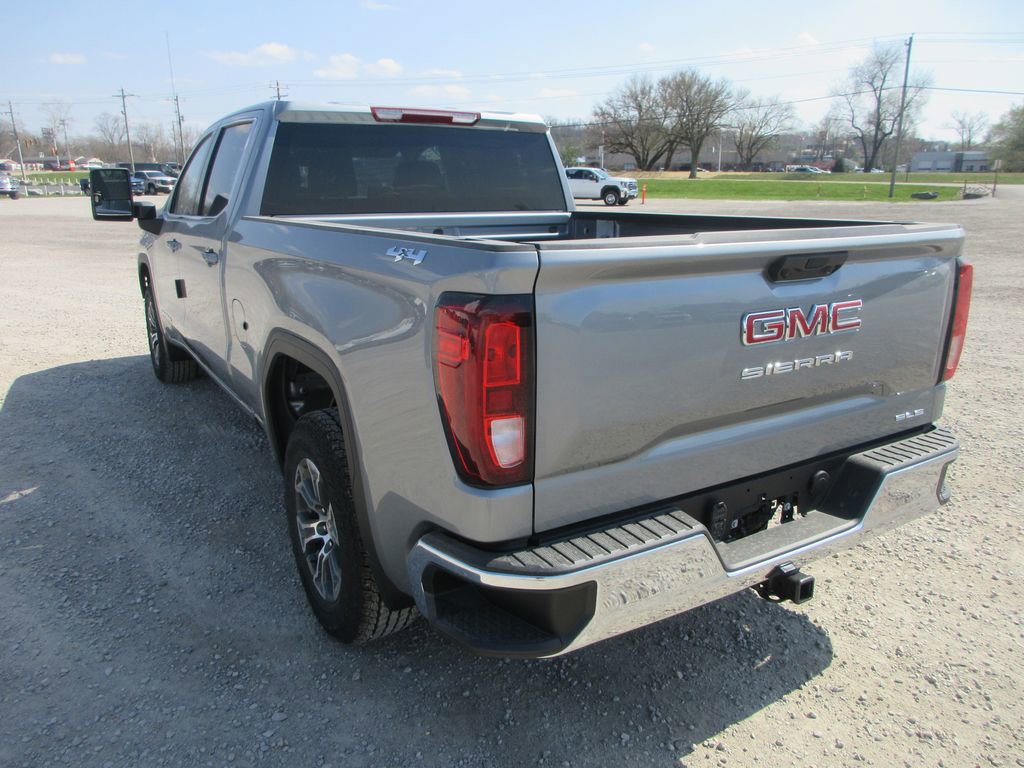 New 2026 GMC Sierra 1500 SLE image 7