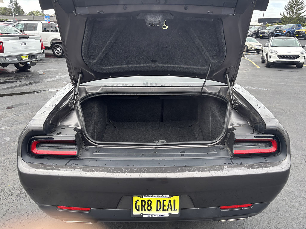 Used 2020 Dodge Challenger SXT w/ Blacktop Package AWD/4WD image 7