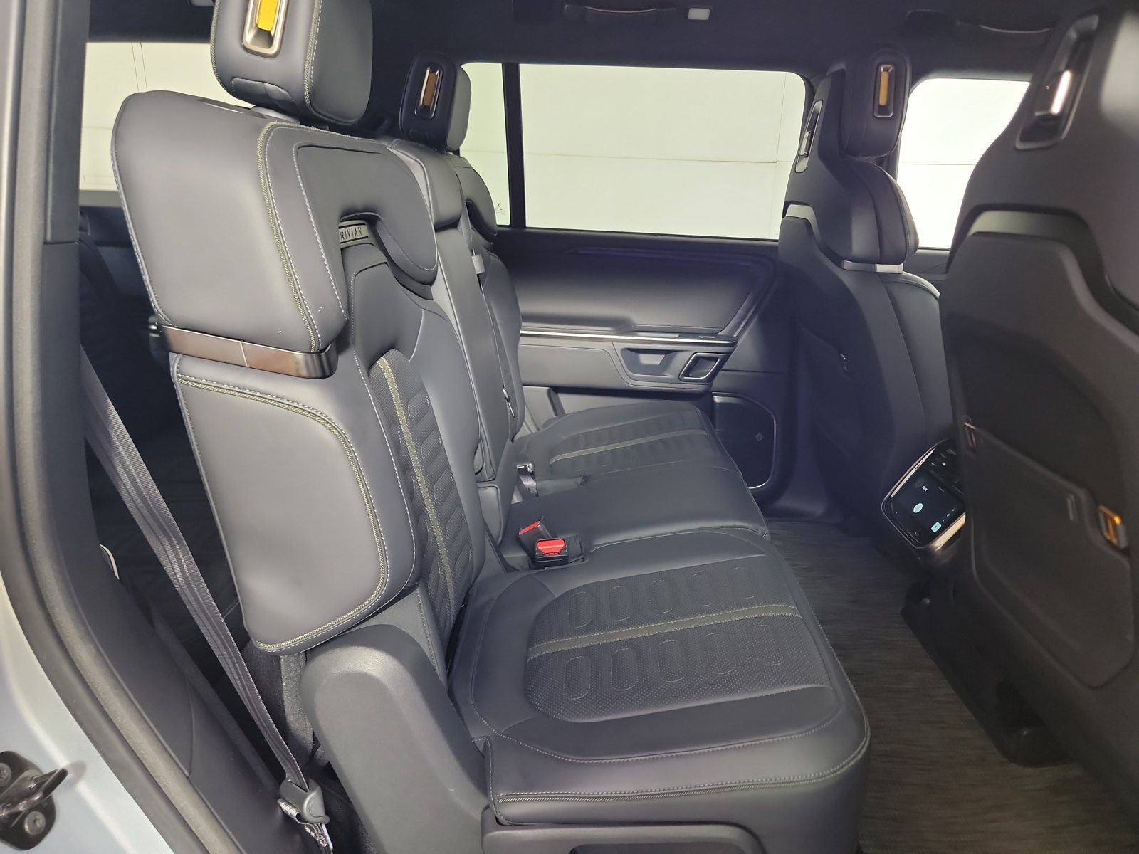 Used 2024 Rivian R1S Adventure Quad AWD/4WD image 23