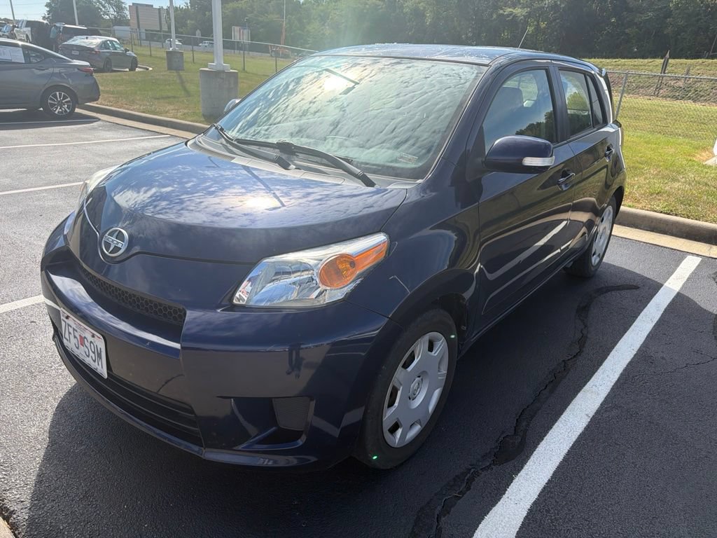 Used 2011 Scion xD FWD image 2