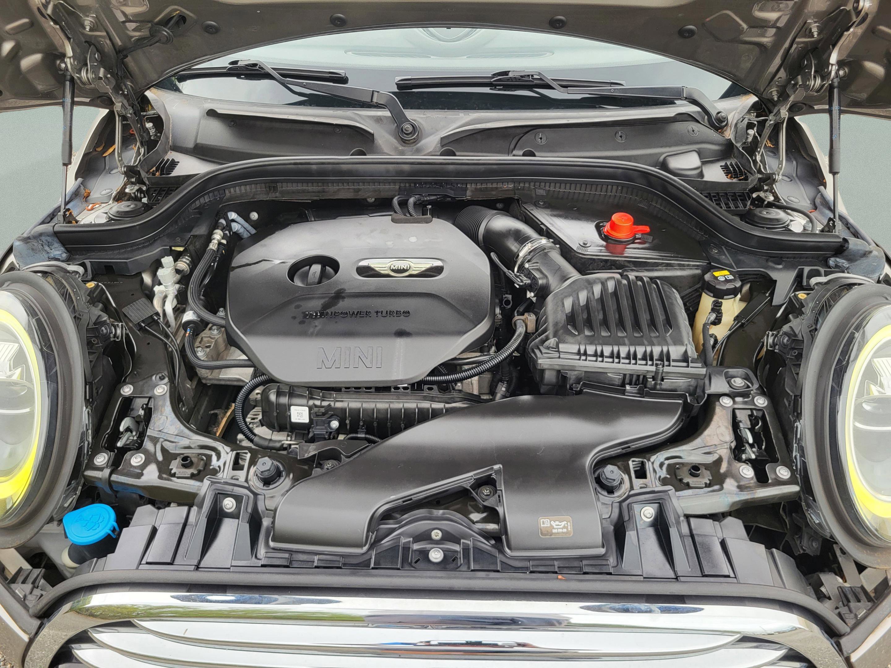 Used 2019 MINI Cooper Convertible w/ Premium Package image 84