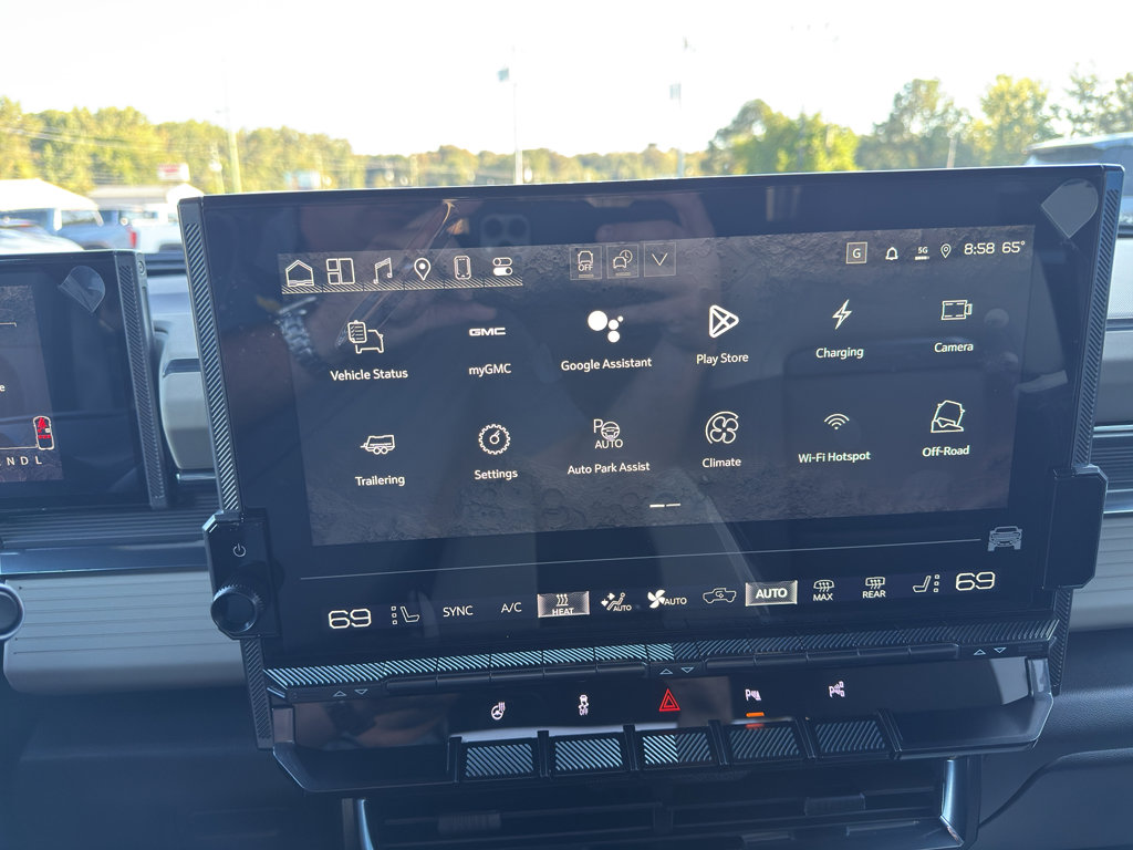 New 2026 GMC Hummer EV 4x4 Crew Cab image 25