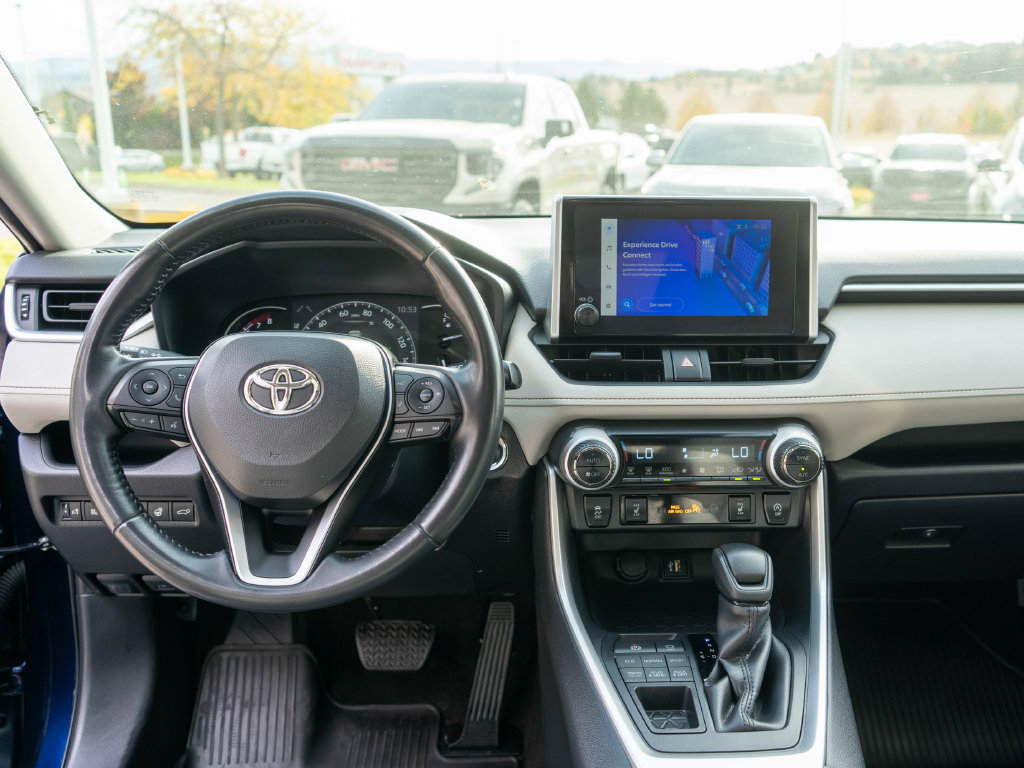 Used 2023 Toyota RAV4 XLE w/ Convenience Package AWD/4WD image 14