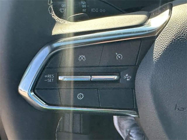 New 2026 Chevrolet Traverse LT image 12