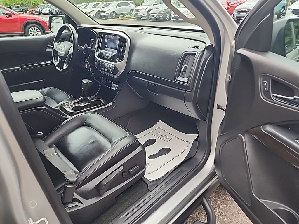 Used 2015 GMC Canyon SLT w/ Driver Alert Package AWD/4WD image 22