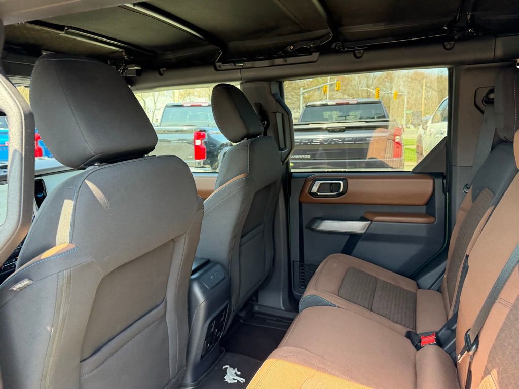 Used 2023 Ford Bronco Outer Banks AWD/4WD image 10