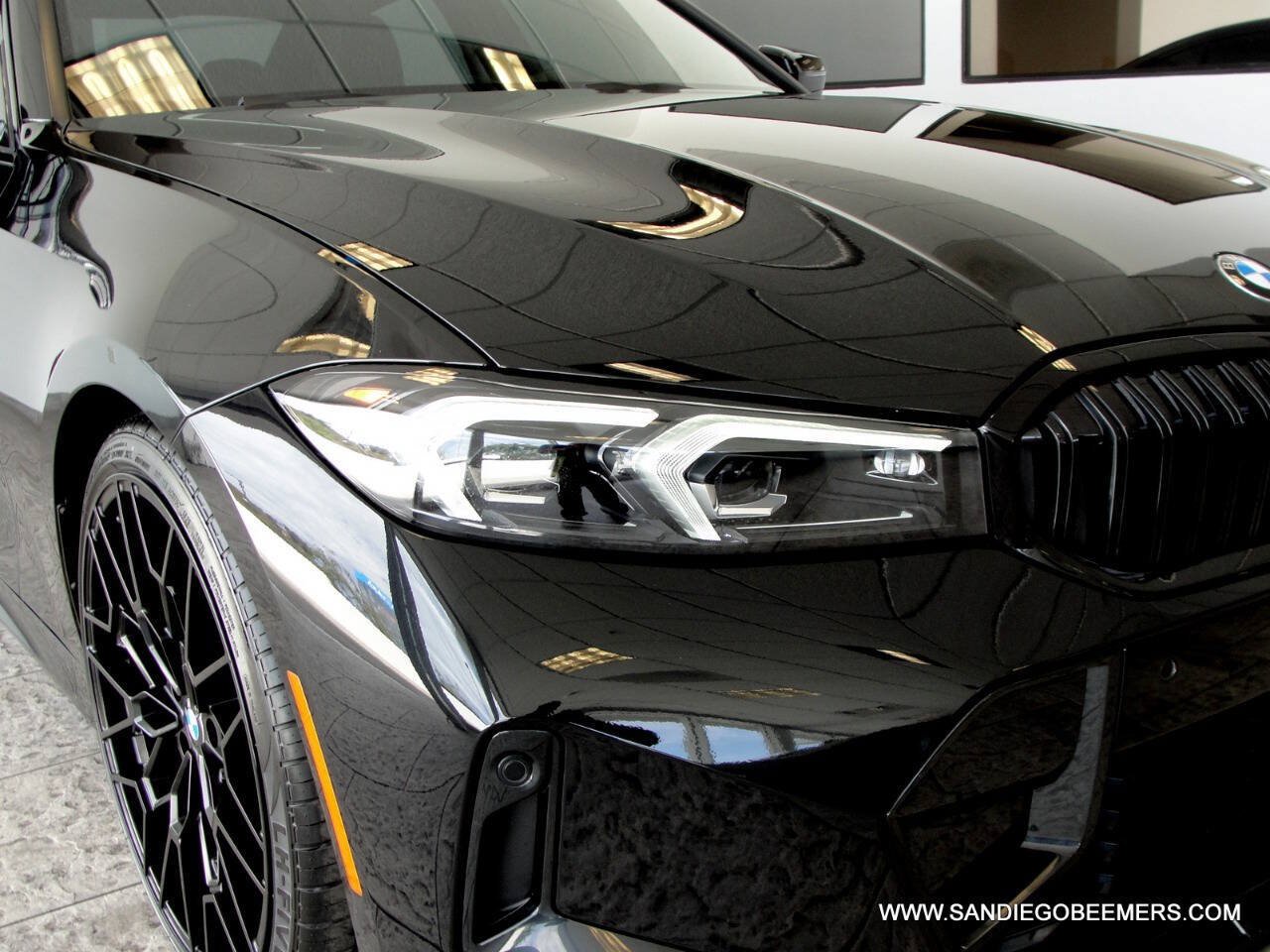 Used 2023 BMW 330i Sedan w/ M Sport Package RWD image 25