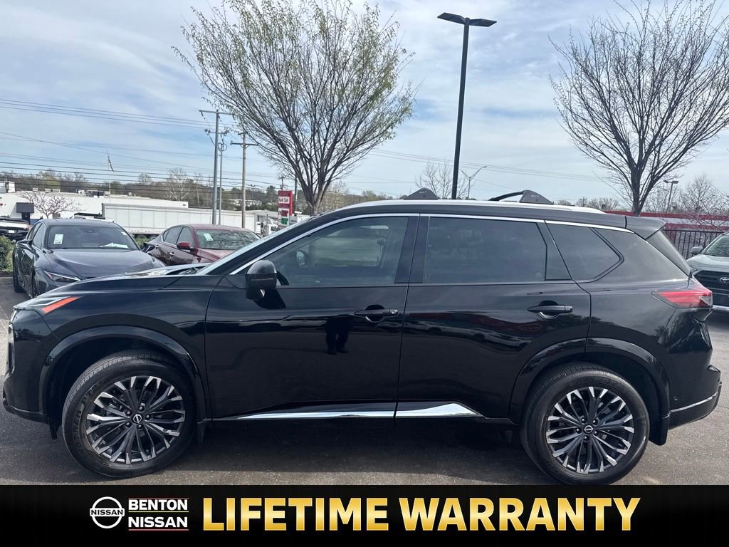 Used 2025 Nissan Rogue Platinum image 5