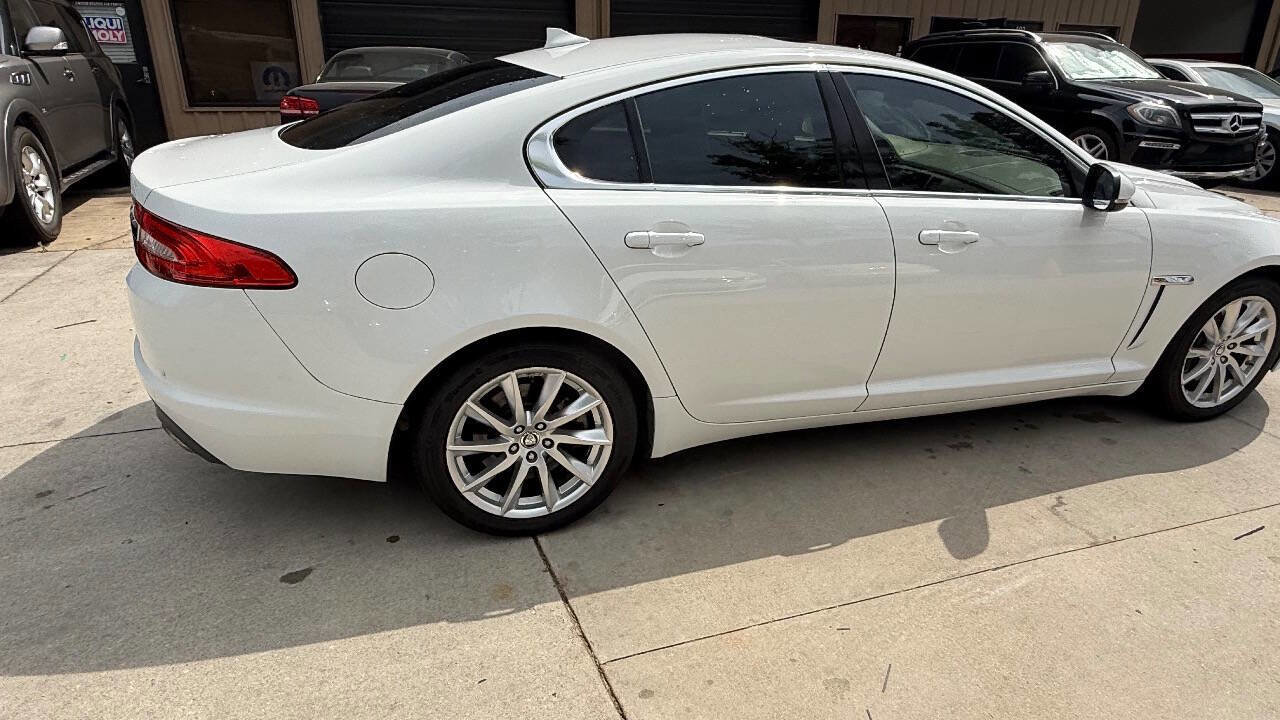 Used 2013 Jaguar XF RWD image 24