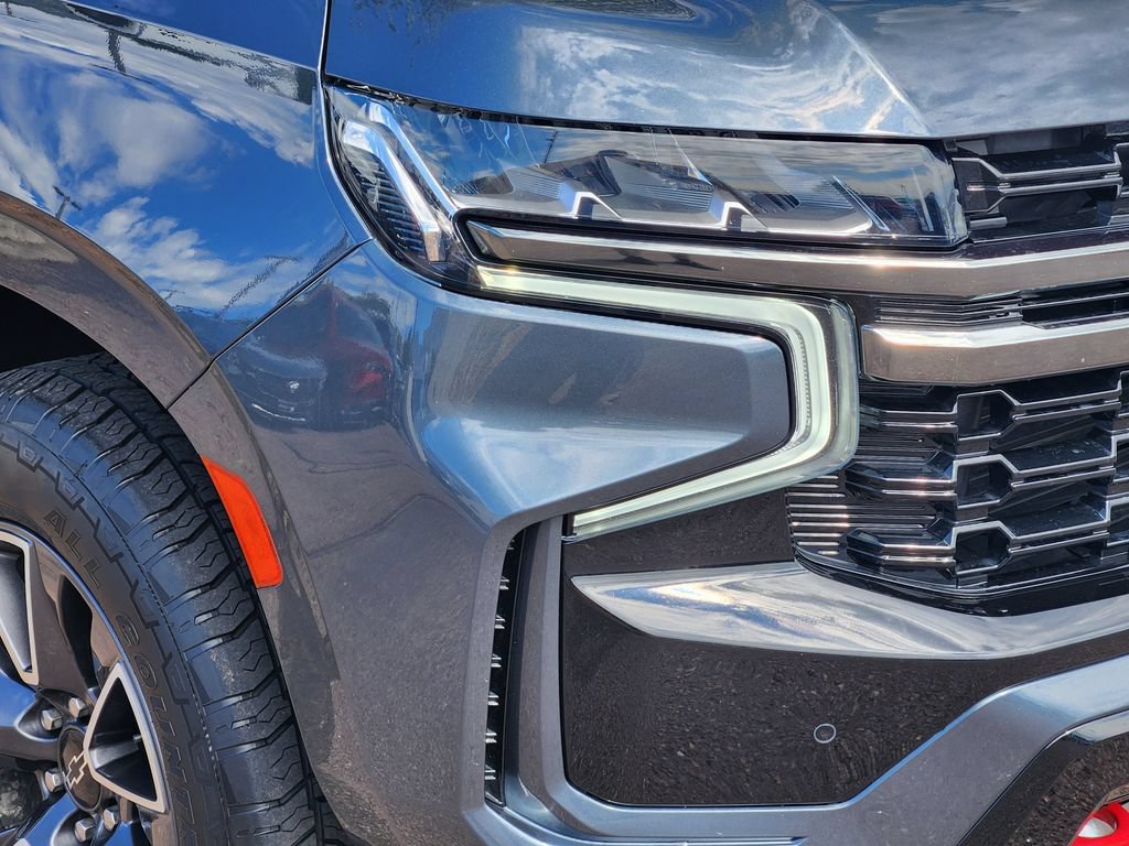 Used 2021 Chevrolet Tahoe Z71 w/ Luxury Package AWD/4WD image 28
