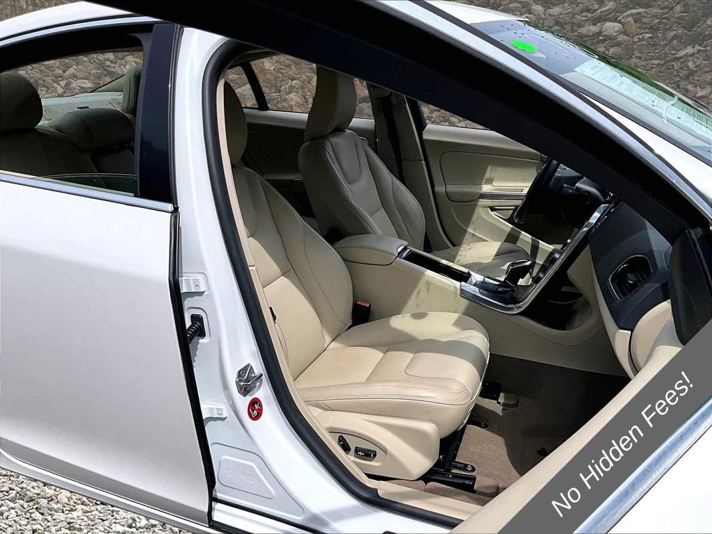 Used 2014 Volvo S60 T5 AWD/4WD image 7