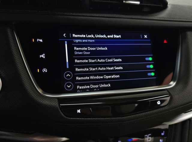 Certified 2023 Cadillac XT5 Sportv w/ Technology Package AWD/4WD image 33