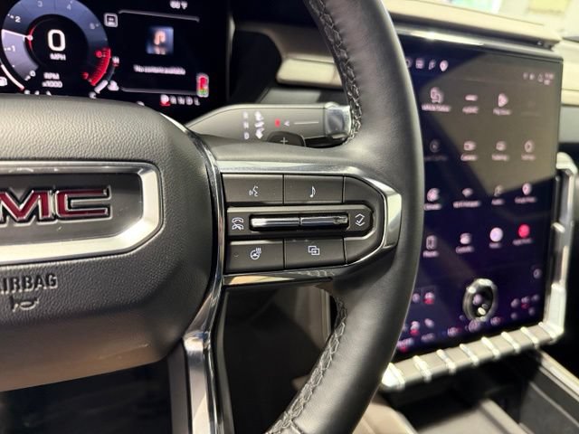 Used 2026 GMC Acadia Elevation w/ Elevation Premium Package FWD image 18