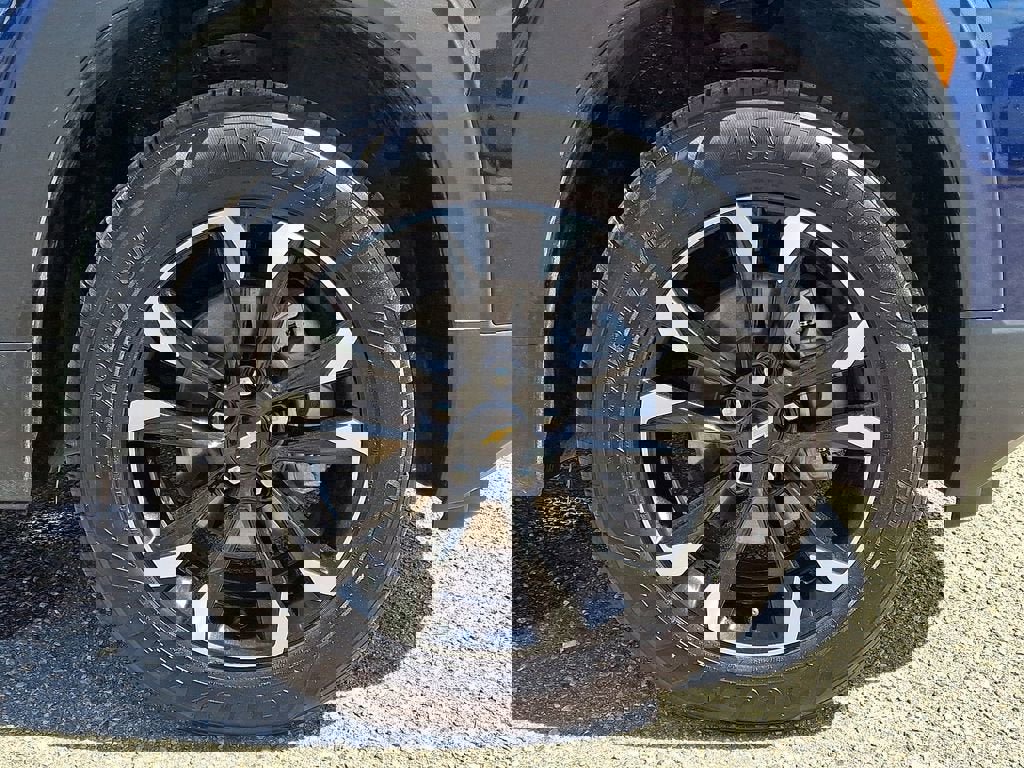 Certified 2023 Chevrolet TrailBlazer LT w/ Convenience Package AWD/4WD image 9