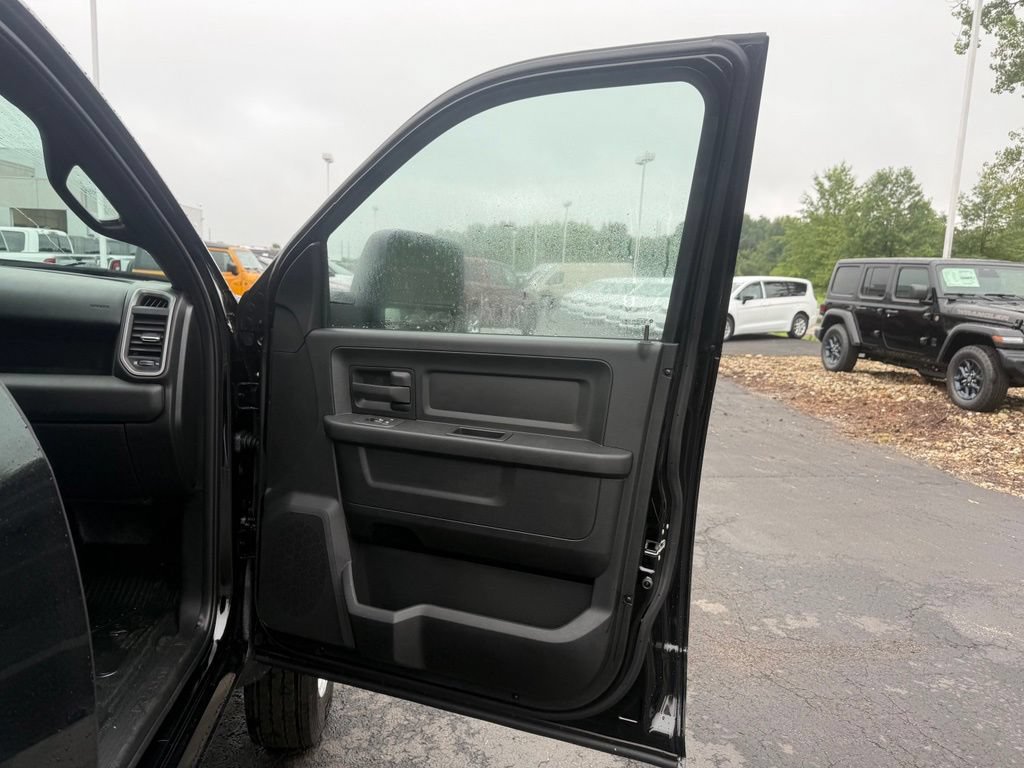 New 2026 RAM 5500 Tradesman w/ Chrome Appearance Group AWD/4WD image 49