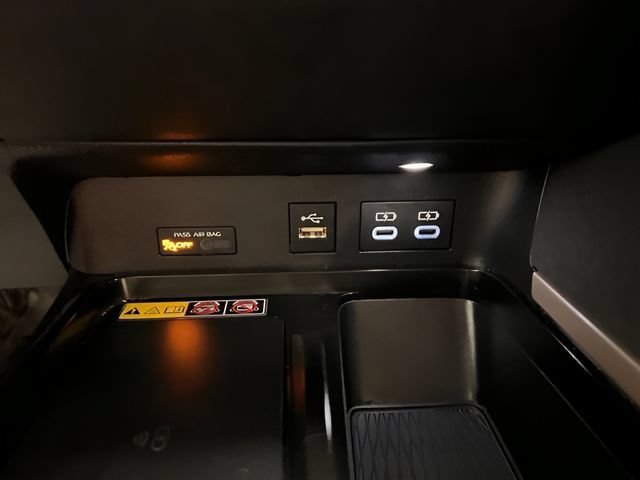 Used 2025 Toyota Camry LE FWD image 16