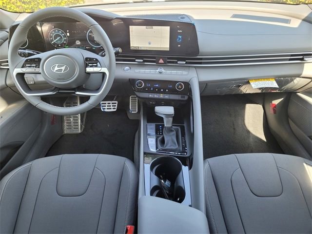 New 2025 Hyundai Elantra SEL image 28