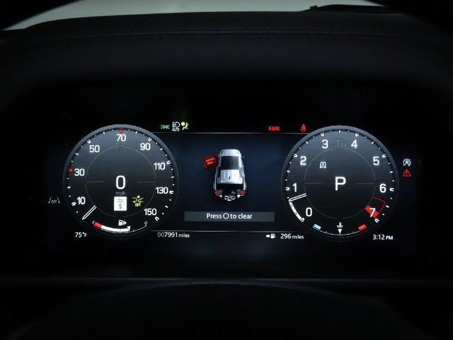 Used 2026 Land Rover Defender 110 S AWD/4WD image 22