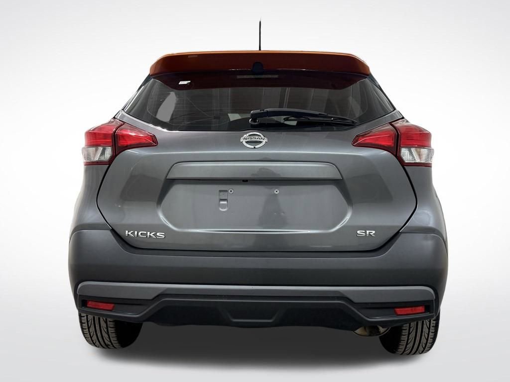 Used 2019 Nissan Kicks SR image 22