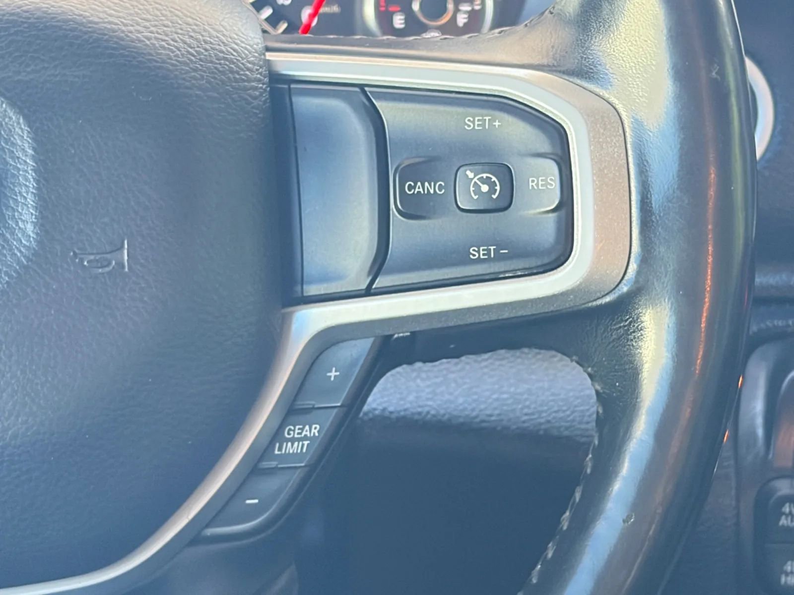 Used 2020 RAM 1500 Big Horn AWD/4WD image 31