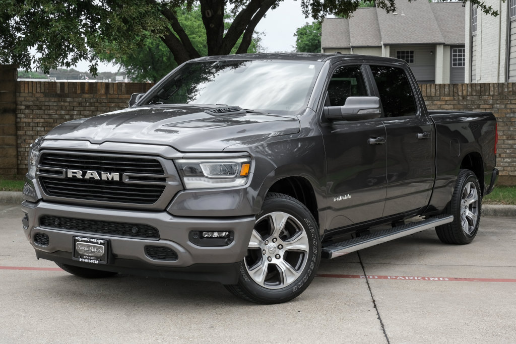 Used 2023 RAM 1500 Laramie AWD/4WD image 11