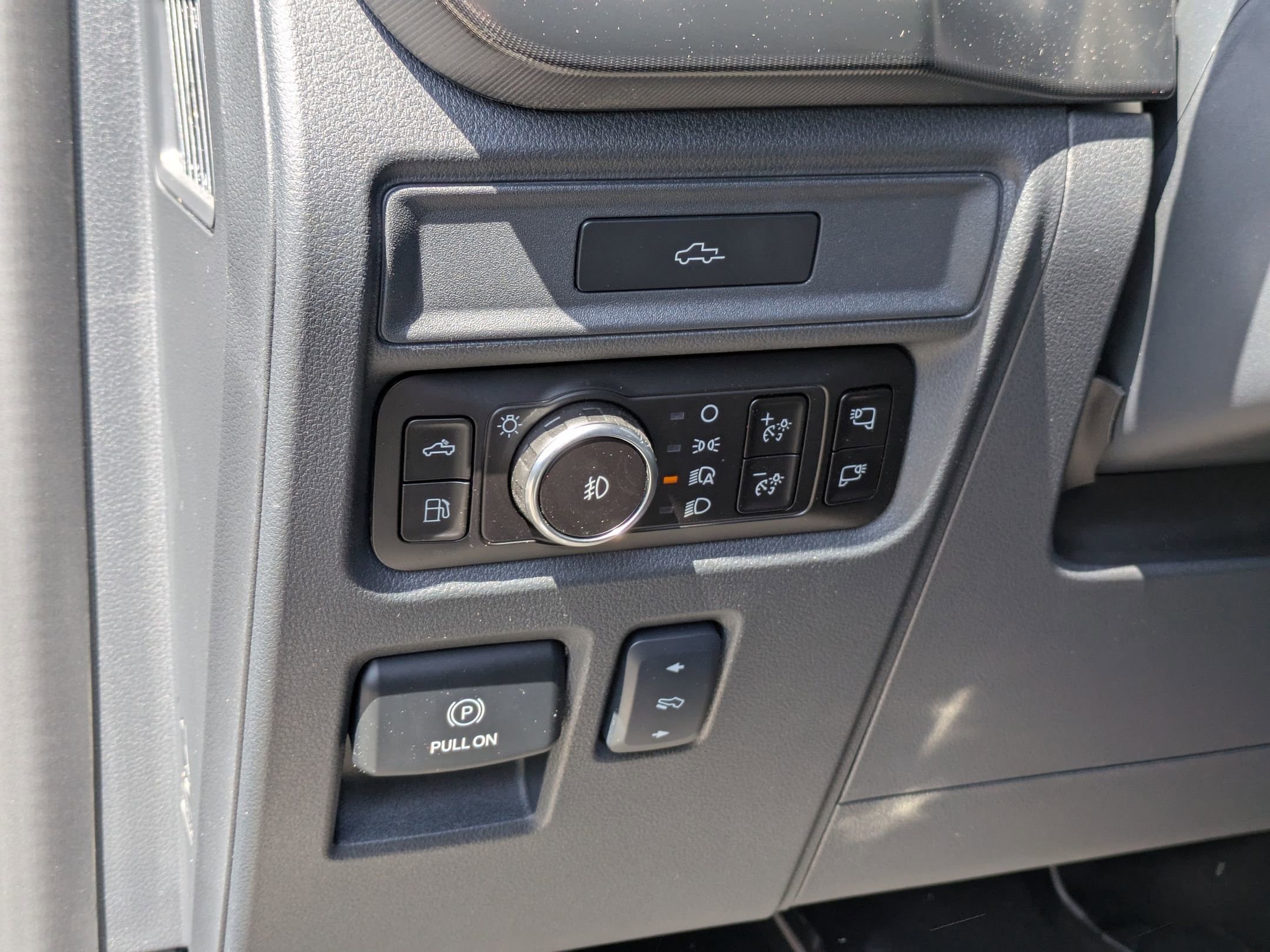 New 2026 Ford F150 Platinum w/ Equipment Group 702A High AWD/4WD image 15