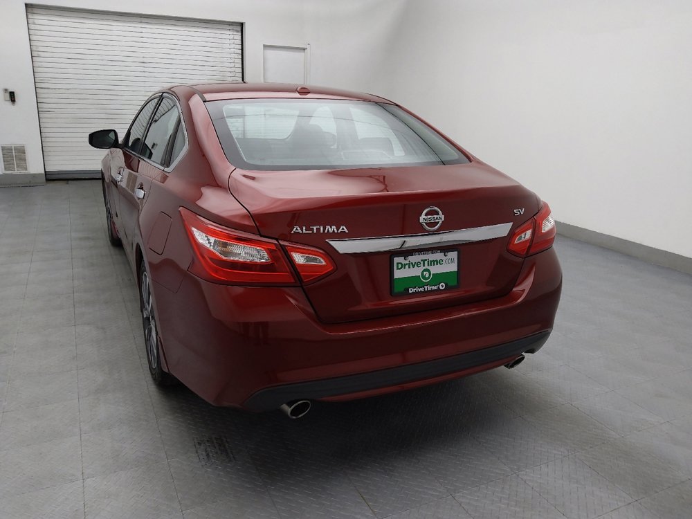Used 2017 Nissan Altima 2.5 SV w/ Convenience Package image 6