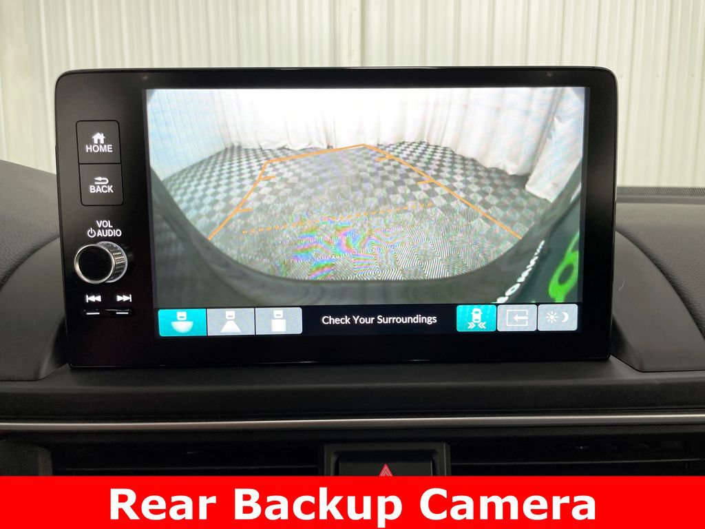 Used 2024 Honda Pilot Touring image 4